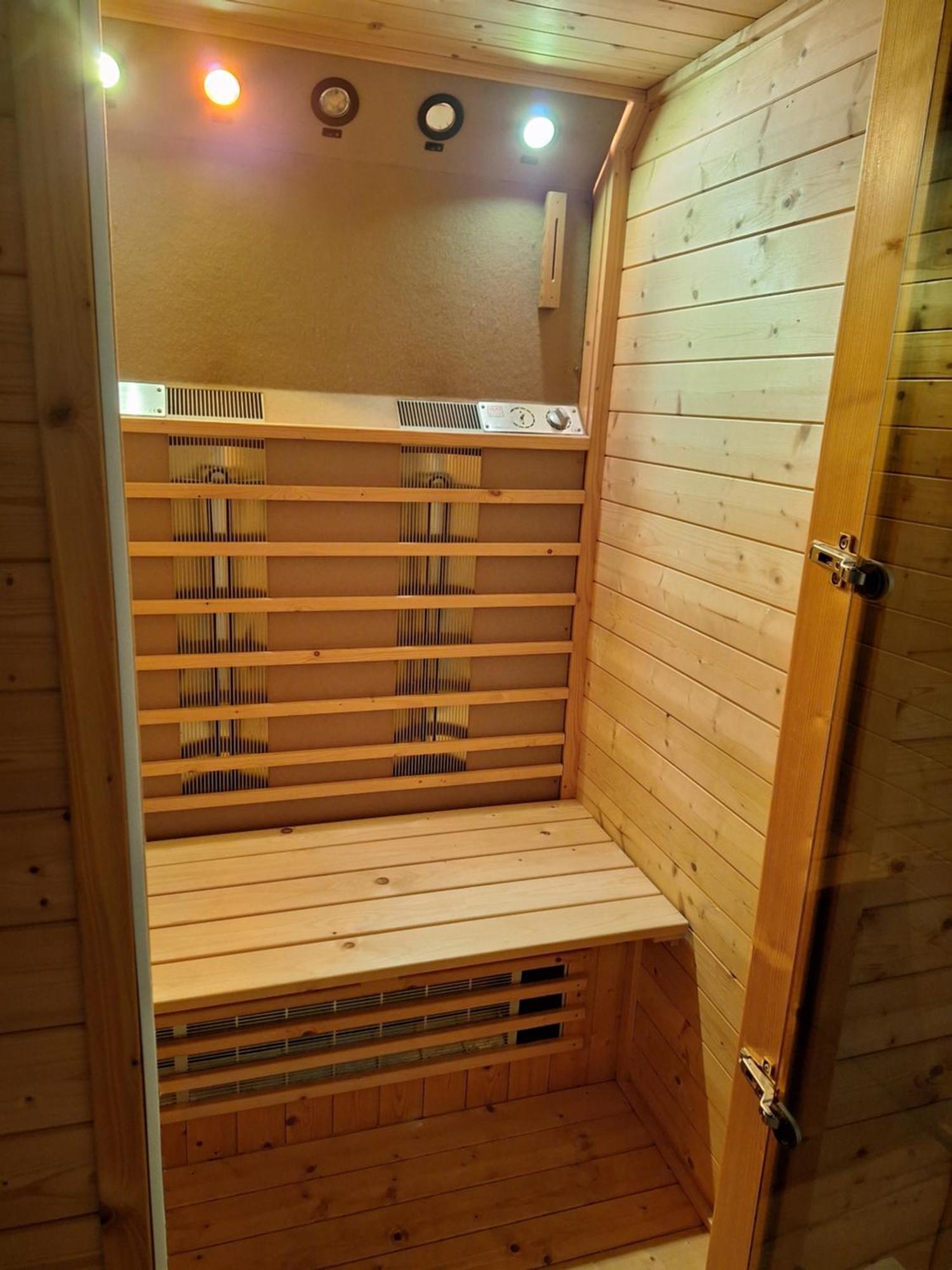 Centrum With Infrarood Sauna Brugge